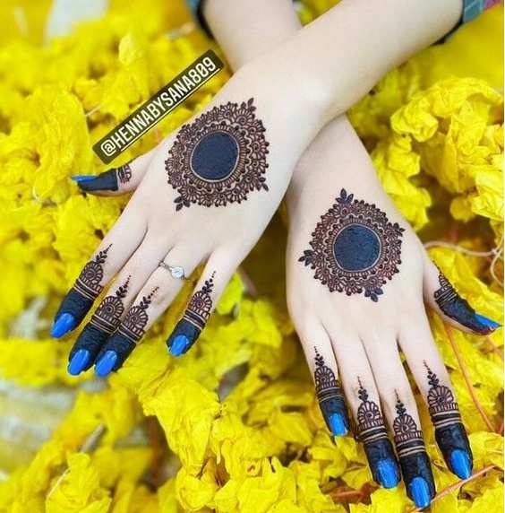 Hand Mehndi Design