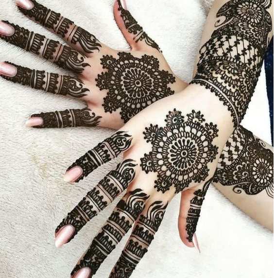 Hand Mehndi Design